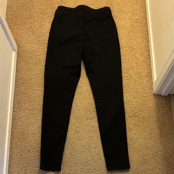 Old Navy Black Super Skinny Jeans - Picture 3 of 4